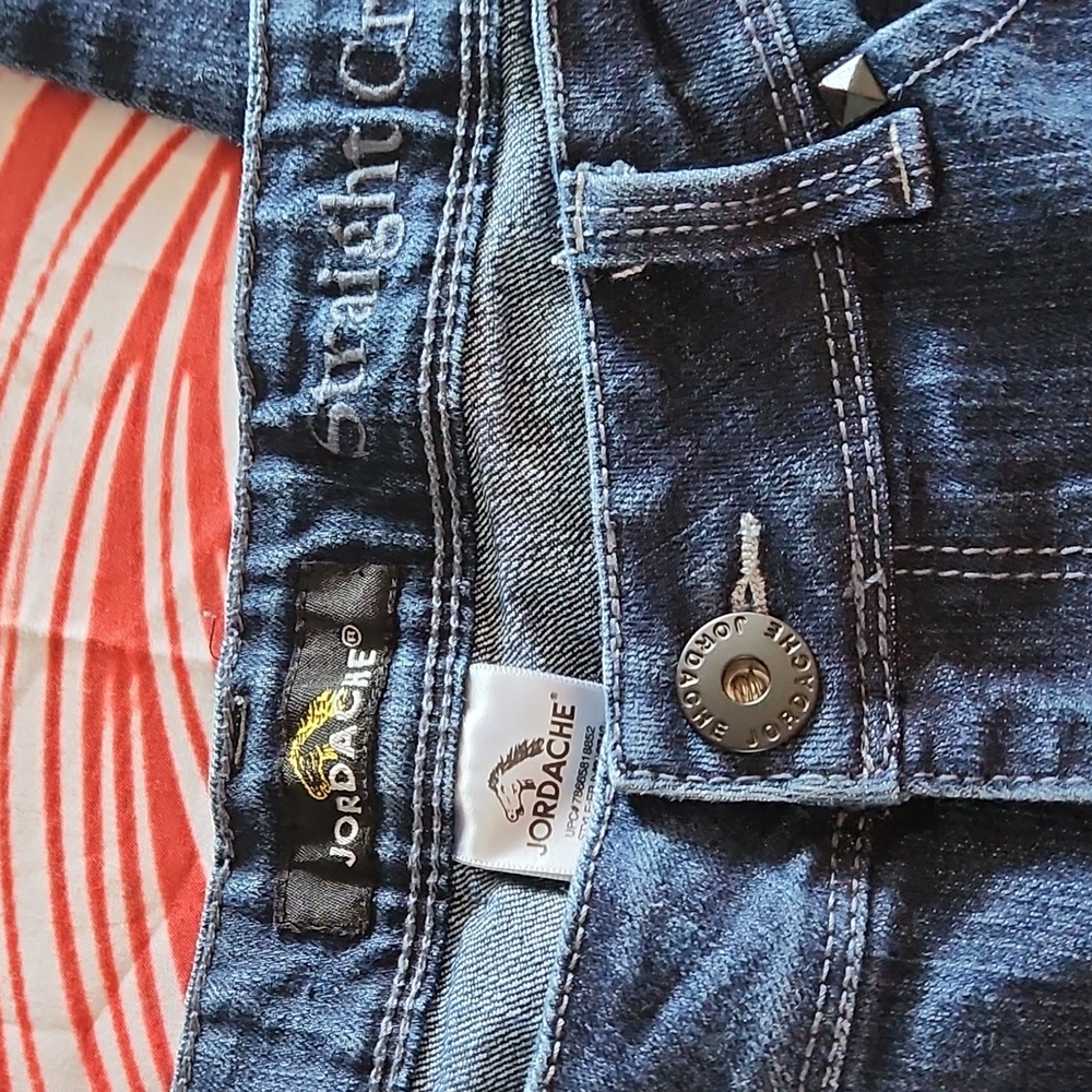 Jordache Cropped *Sz 14*Jeans worn 1 time. *Excellent Condition* Med Rise - Picture 10 of 10